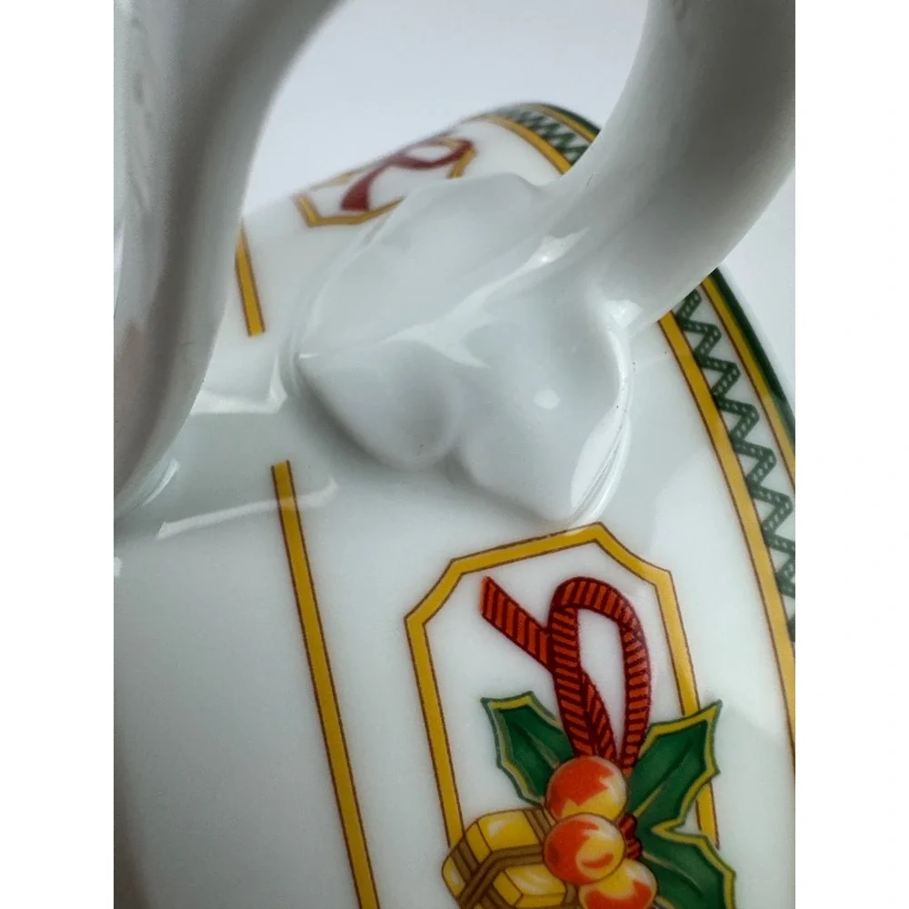 Hutschenreuther Germany Christmas Joy Teacup and Saucer Set Holiday Porcelain